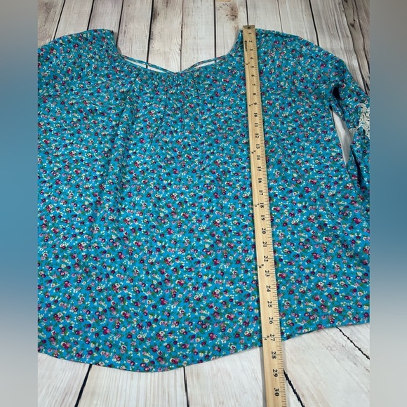 Easel Blue/Pink Floral Blouse Long Sleeve. Size Medium. Crochet. Garden Girl - Picture 8 of 8